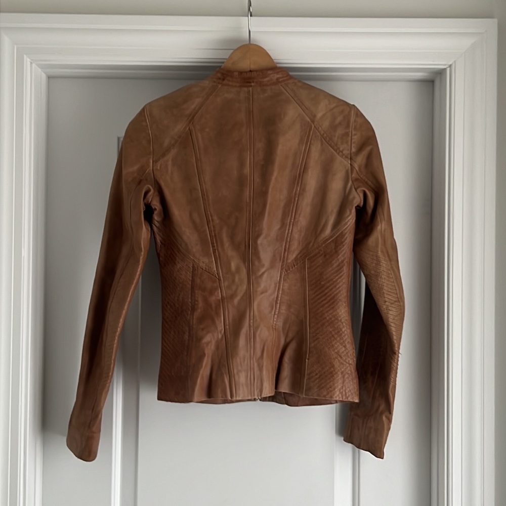 Danier buttery soft leather jacket - Picture 8 of 10